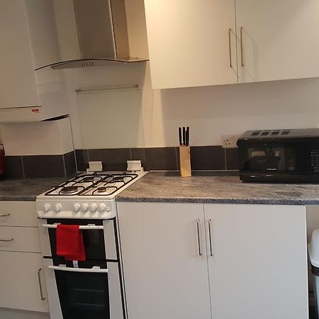 Vetrelax Basildon Newly Refurbished 3Bed House Aparthotel Eksteriør bilde