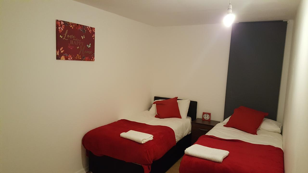 Vetrelax Basildon Newly Refurbished 3Bed House Aparthotel Eksteriør bilde