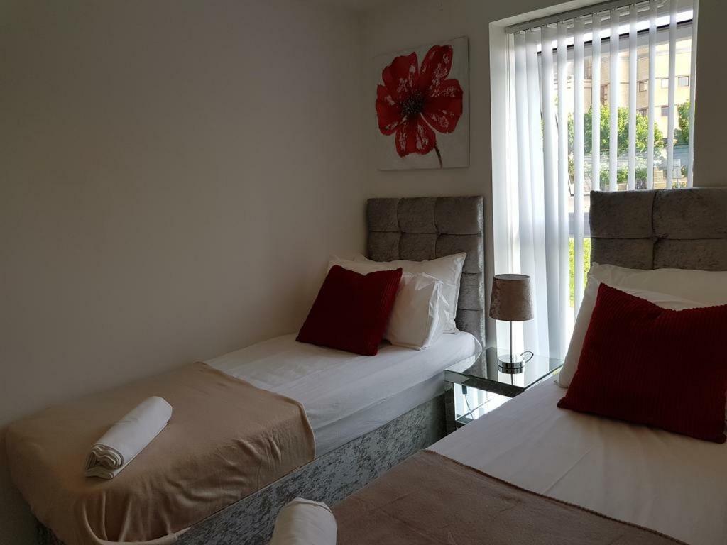 Vetrelax Basildon Newly Refurbished 3Bed House Aparthotel Eksteriør bilde